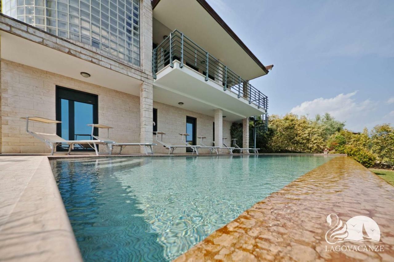 Villa Livia Luxury 罗伊 外观 照片